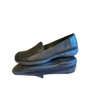 Trotters Shoes Womens Size 12M Black Leather Slip On Loafers Comfort Wide Dress